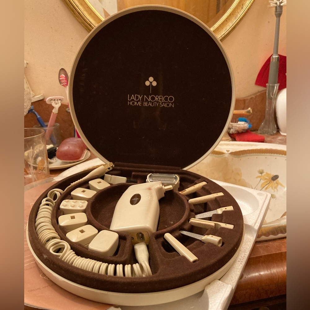 ** Not Available** Norelco Lady. Home Beauty Salon.